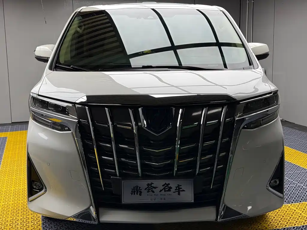 Toyota Alphard 2021