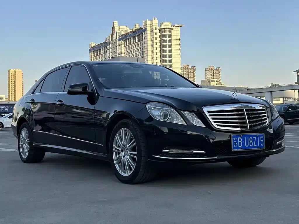 Mercedes-Benz E-Class 2013 — фото 3