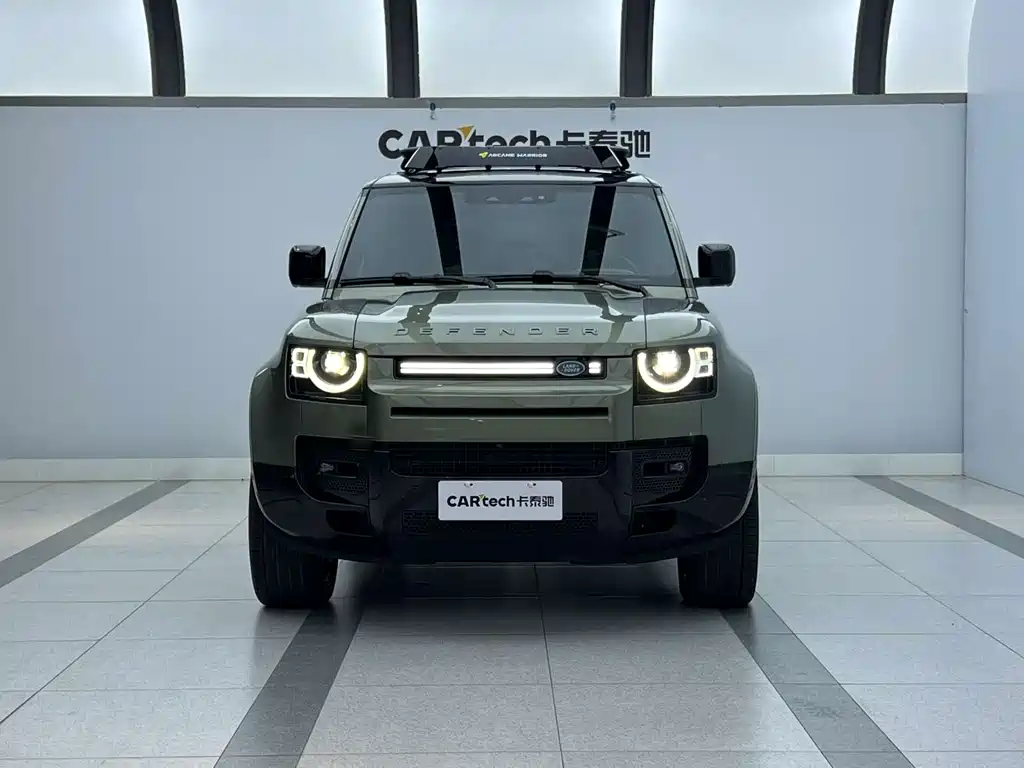 Land Rover Defender 2025 — фото 3