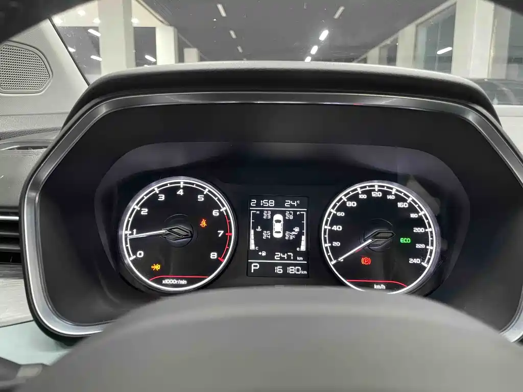 Geely Emgrand S 2022 — фото 16