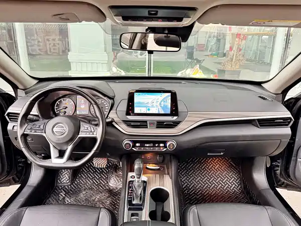 Nissan Teana 2021