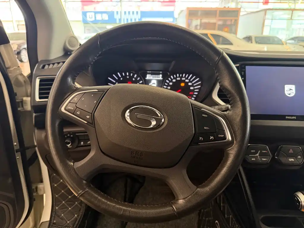 GAC Trumpchi GS4 2016 — фото 19