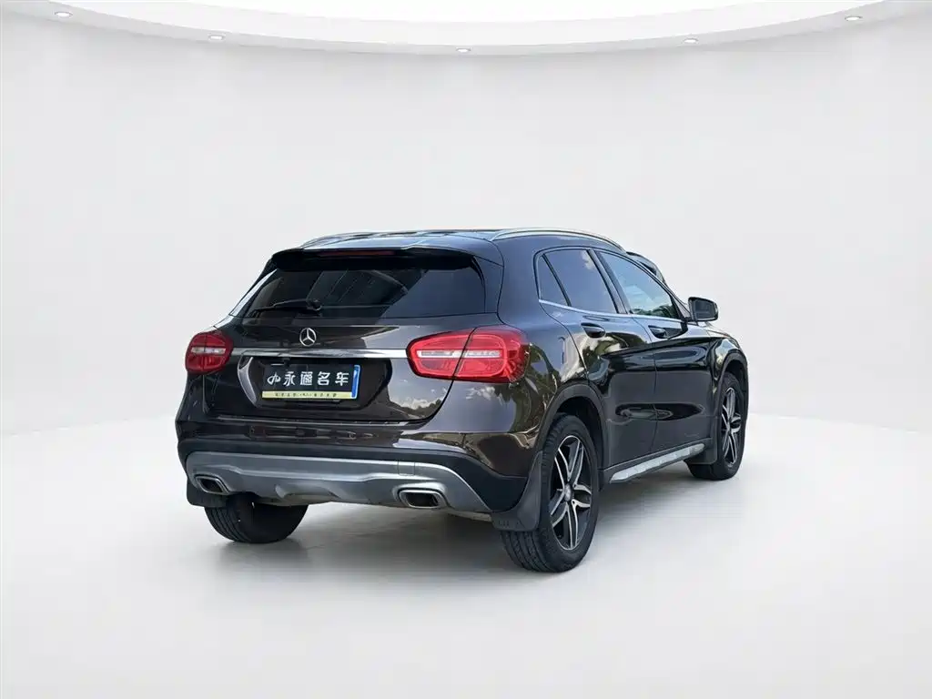 Mercedes-Benz GLA 2016 — фото 11