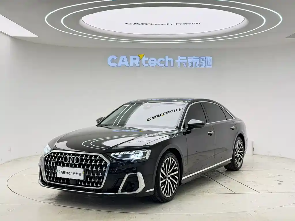 Audi A8 2023 — фото 1