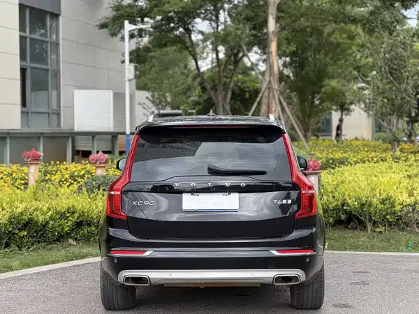 Volvo XC90 2019