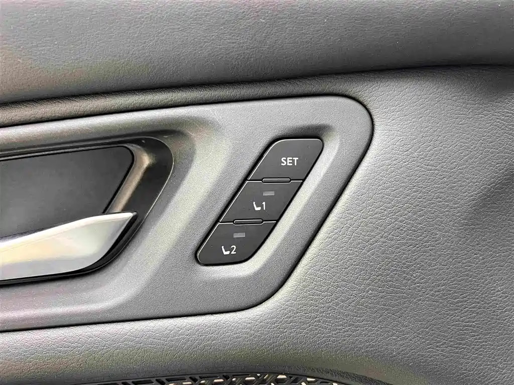Nissan ARIYA 2022 — фото 19