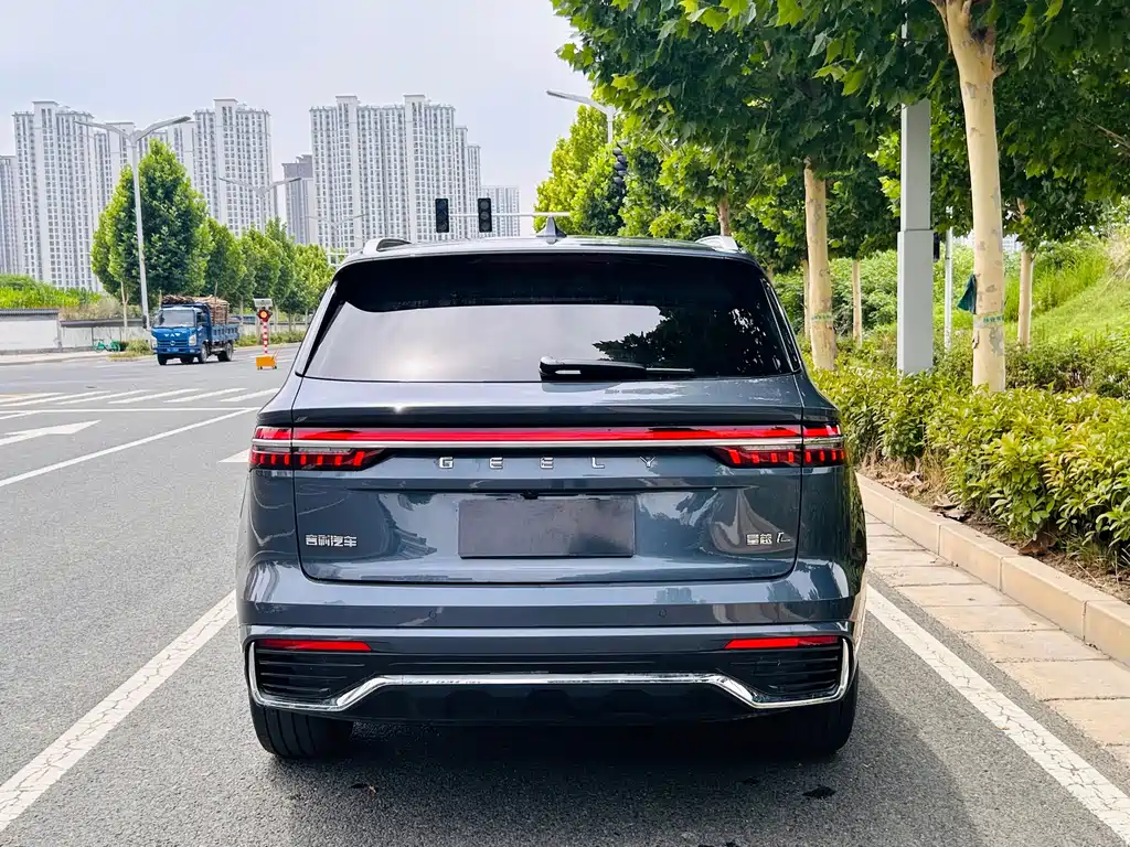 Geely Xingyue L 2025 — фото 7