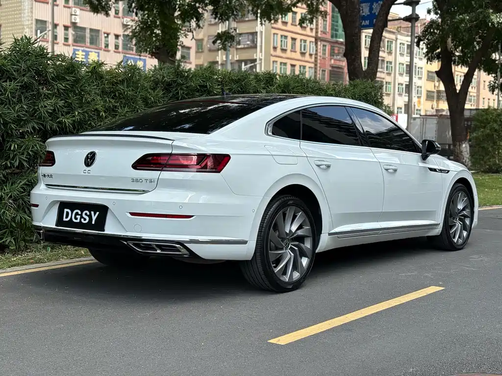 Volkswagen CC 2022 — фото 27