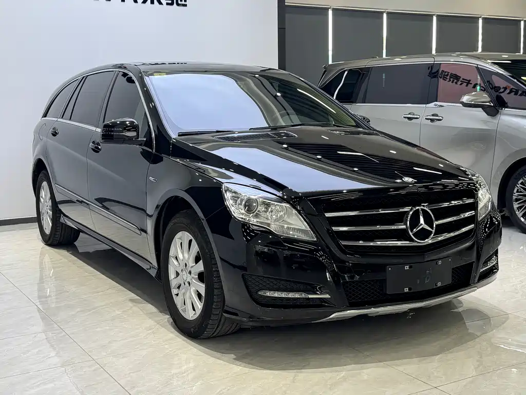 Mercedes-Benz R-Class 2018
