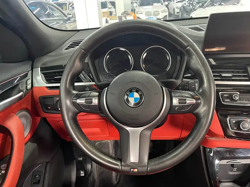 BMW X2 2021 — фото 8