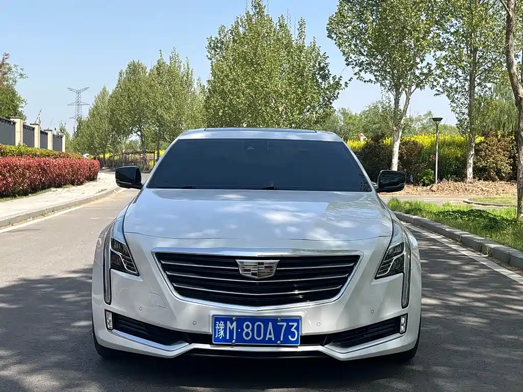 Cadillac CT6 2017 — фото 2