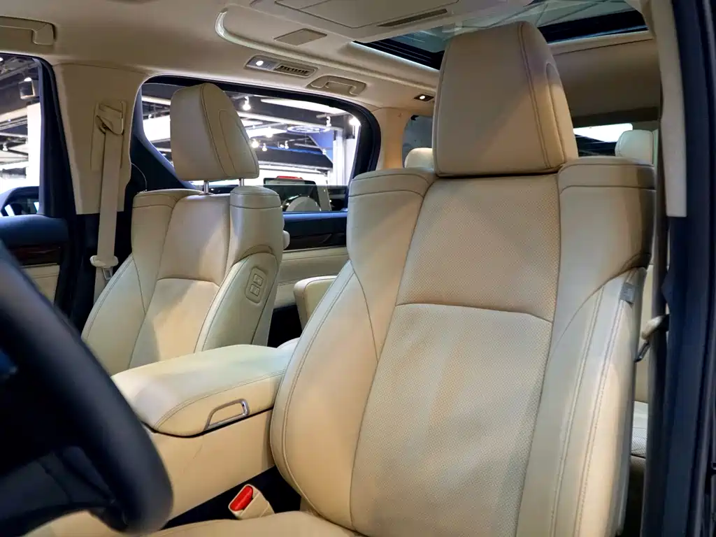 Toyota Alphard 2016 — фото 9