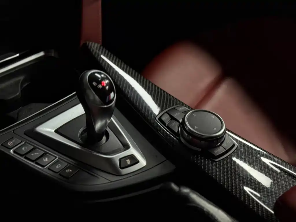 BMW M4 2017 — фото 10