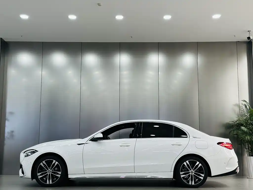 Mercedes-Benz C-Class New Energy 2023 — фото 9