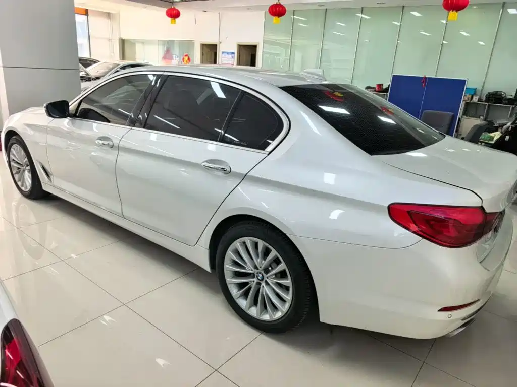 BMW 5 Series 2018