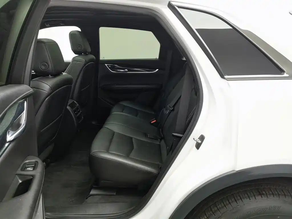 Cadillac XT5 2021 — фото 15