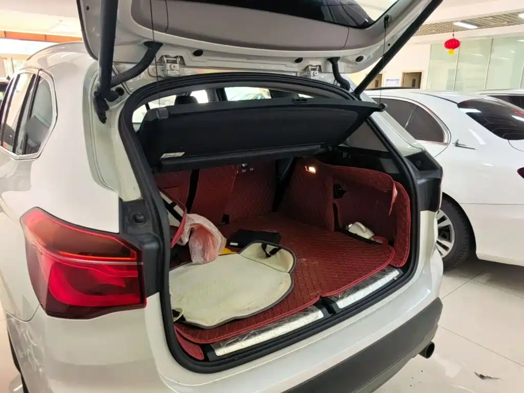 BMW X1 2017 — фото 19