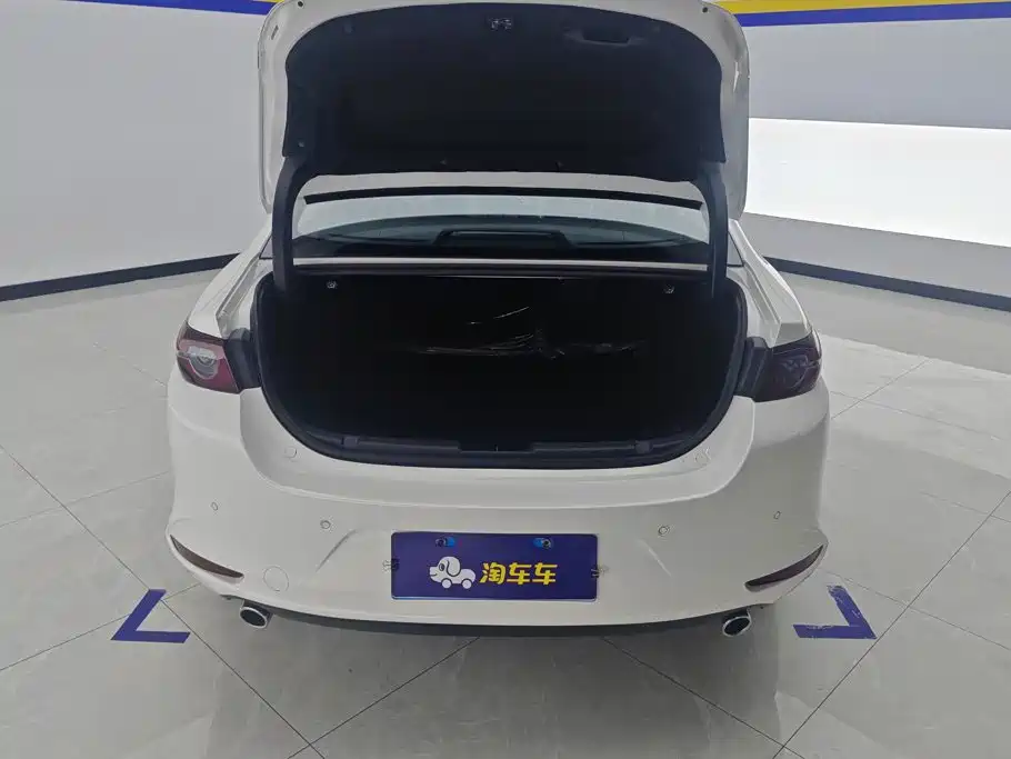 Mazda 3 Axela 2026