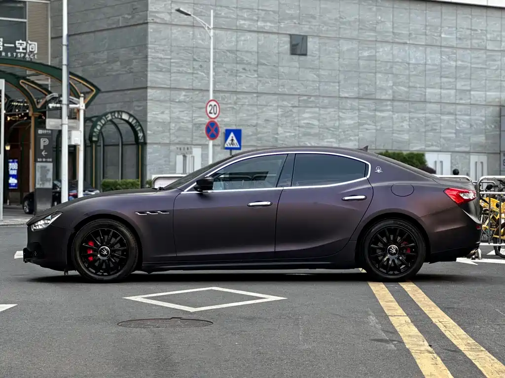 Maserati Ghibli 2017 — фото 4