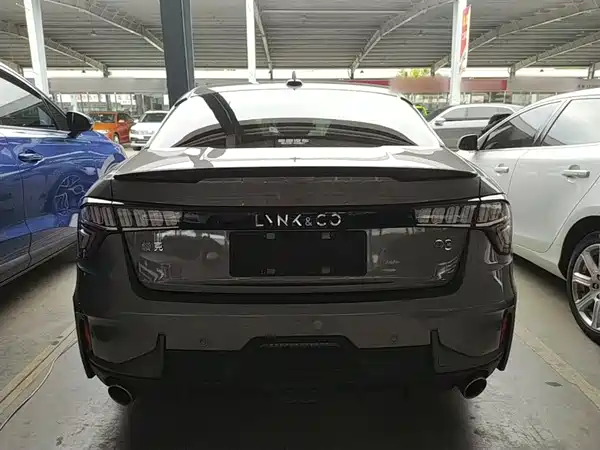 Lynk & Co 03 2022