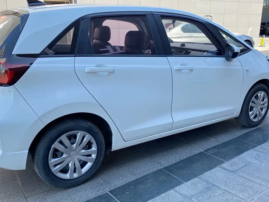 Honda Fit 2023 — фото 10