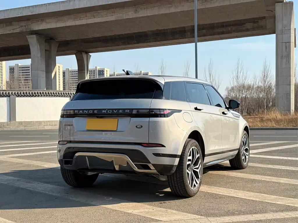 Land Rover Evoque 2024 — фото 9
