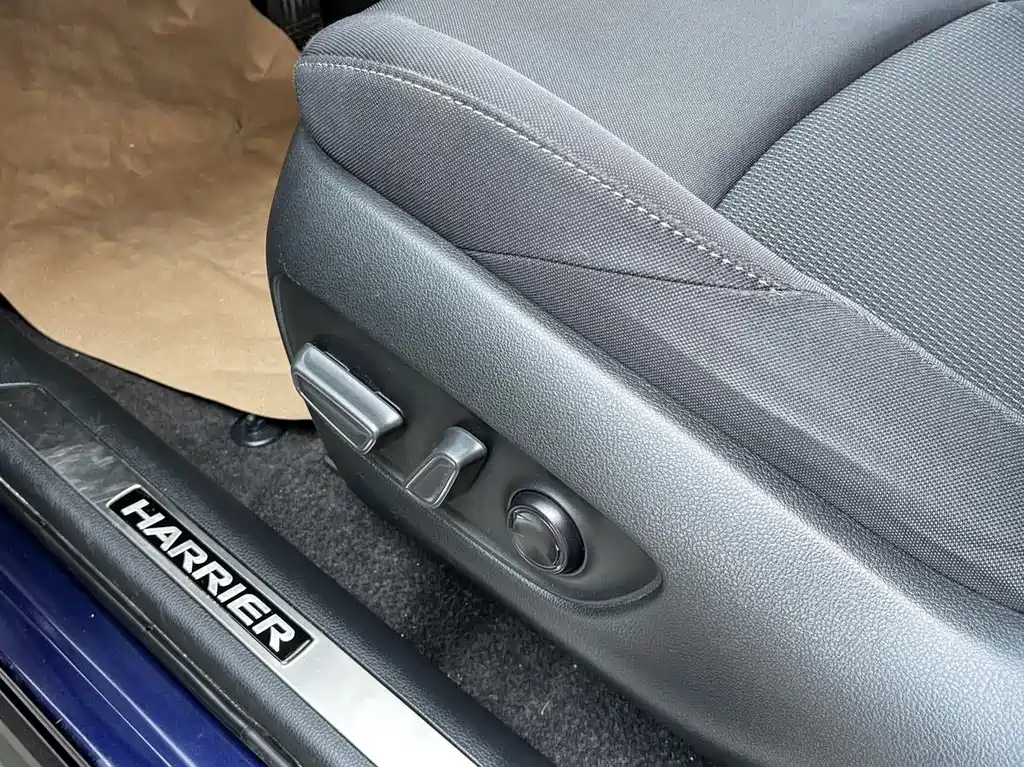 Toyota Harrier 2023 — фото 17