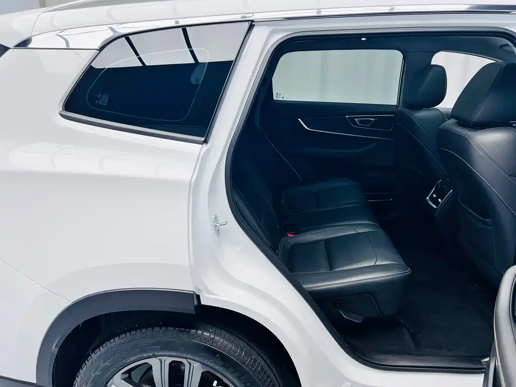 Chery Tiggo 8 2022 — фото 24