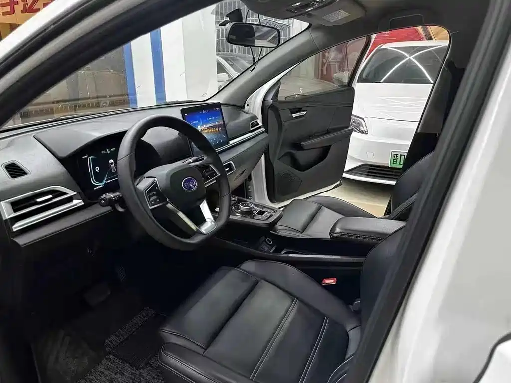BYD e2 2020