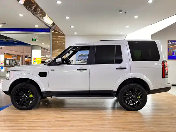 Land Rover Discovery 2011