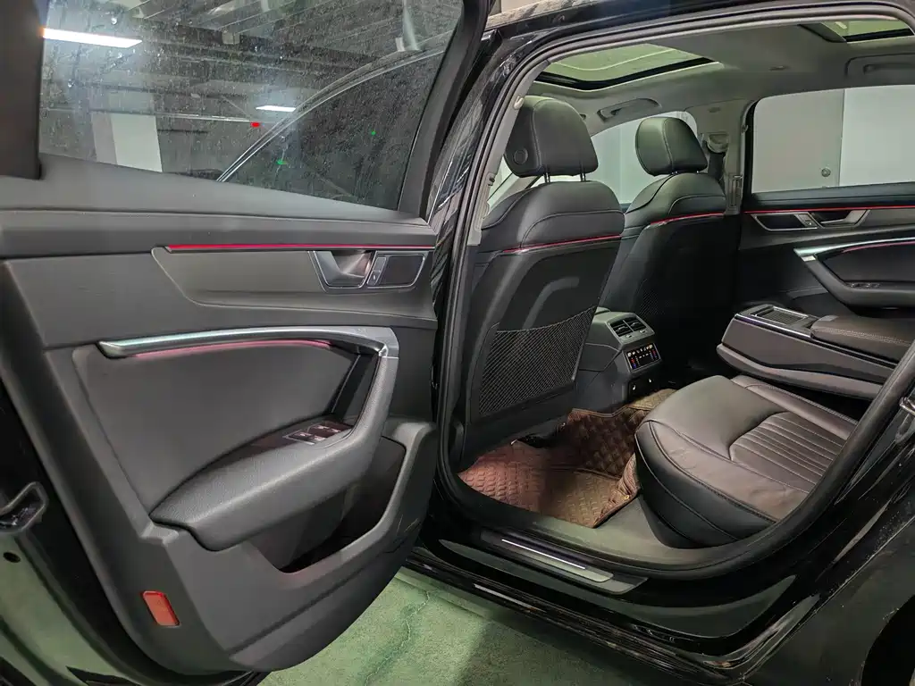 Audi A6L 2023