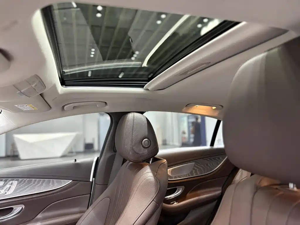 Mercedes-Benz CLS 2021 — фото 19