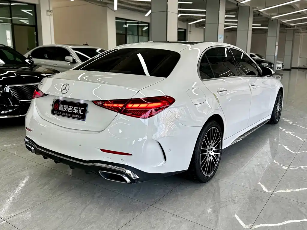 Mercedes-Benz C-Class 2023 — фото 8