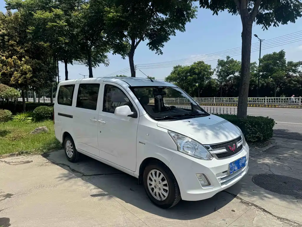 Wuling Rongguang V 2016 — фото 7