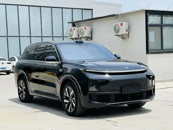 Li Auto L8 2023