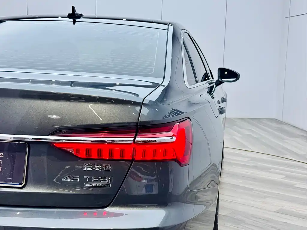 Audi A6L 2019 — фото 28