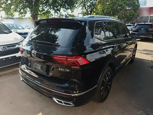Volkswagen Tiguan L 2024