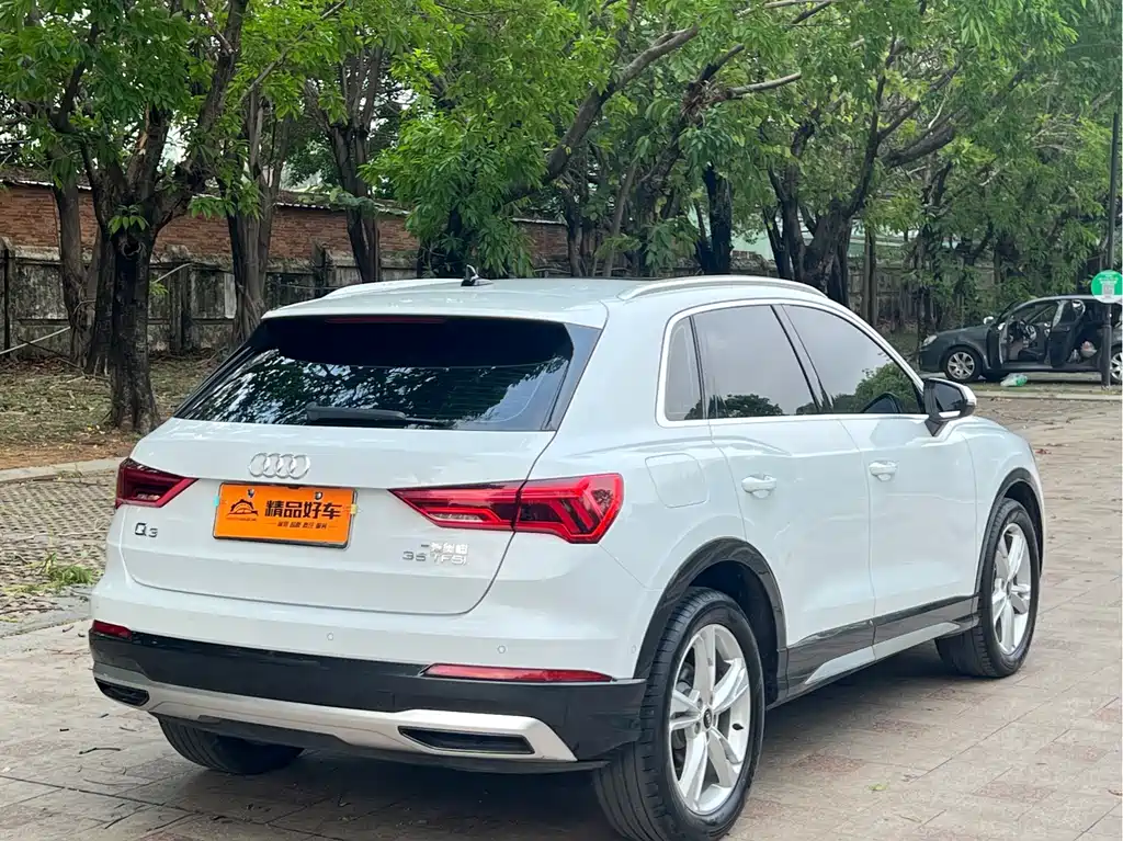 Audi Q3 2022 — фото 16