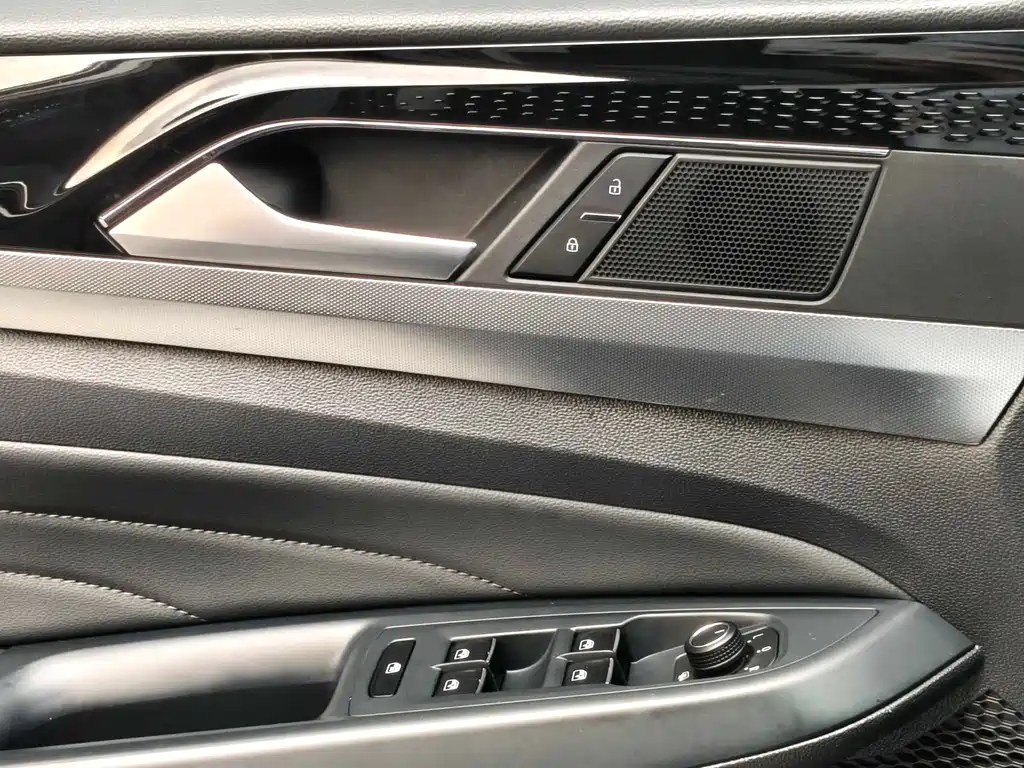 Volkswagen Passat 2022 — фото 22