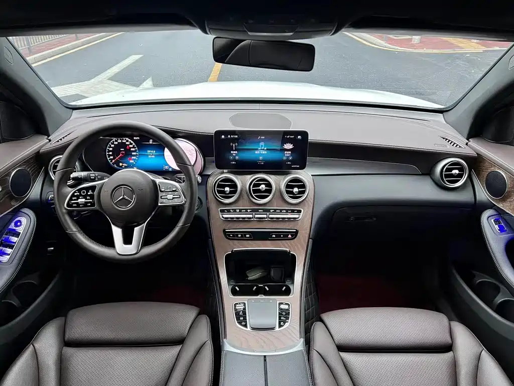 Mercedes-Benz GLC 2020