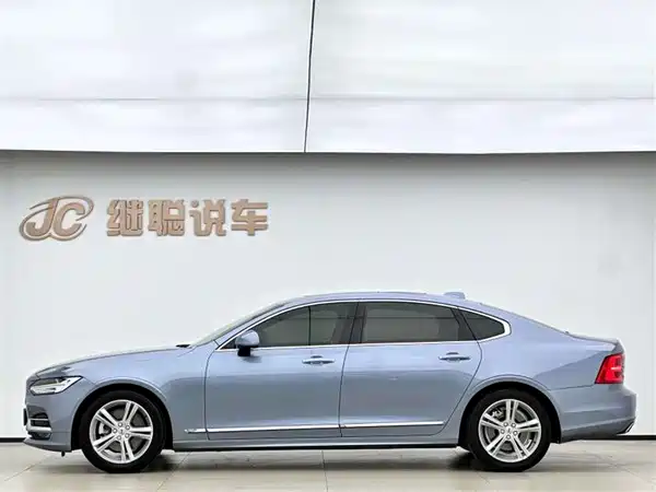 Volvo S90 2019