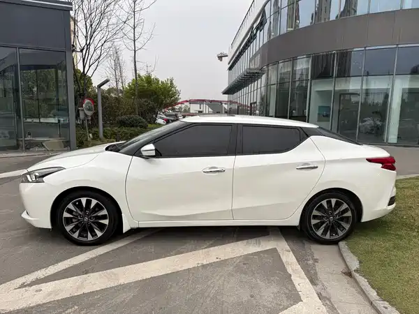 Nissan Bluebird 2016