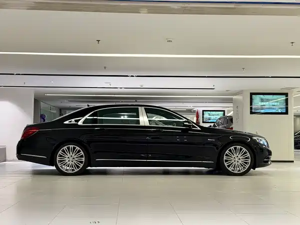 Mercedes-Benz Maybach S-Class 2015
