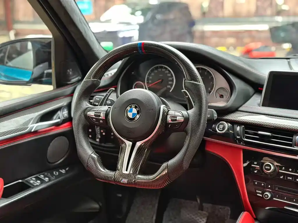 BMW X5 M 2017 — фото 13