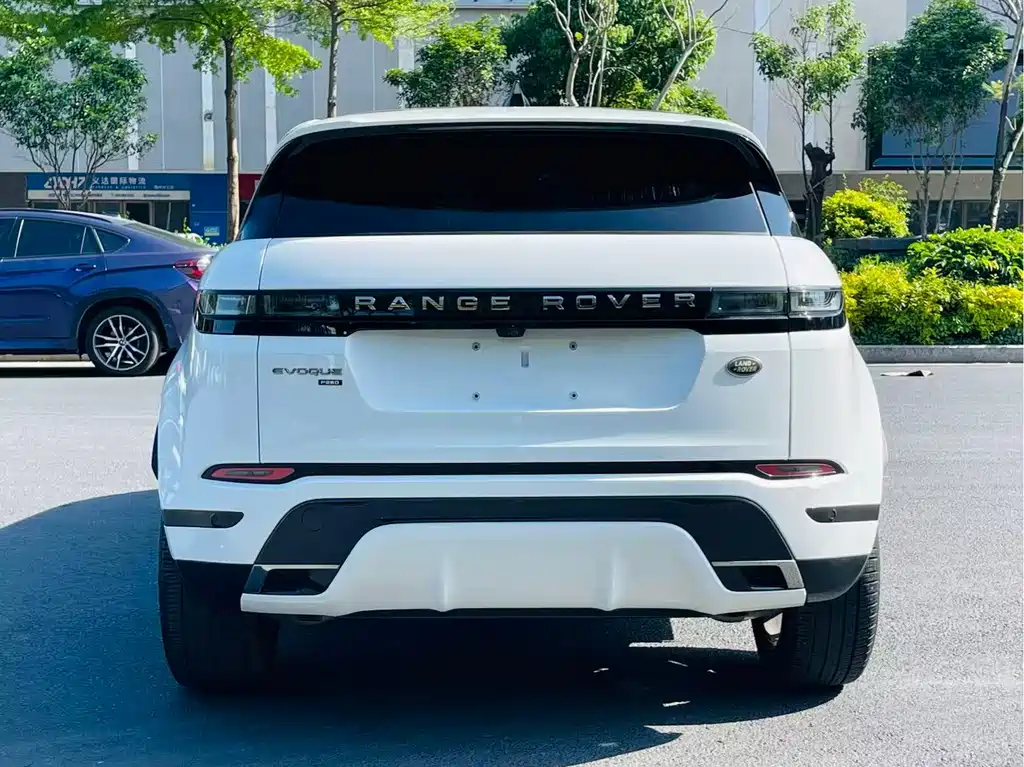 Land Rover Evoque 2021 — фото 9