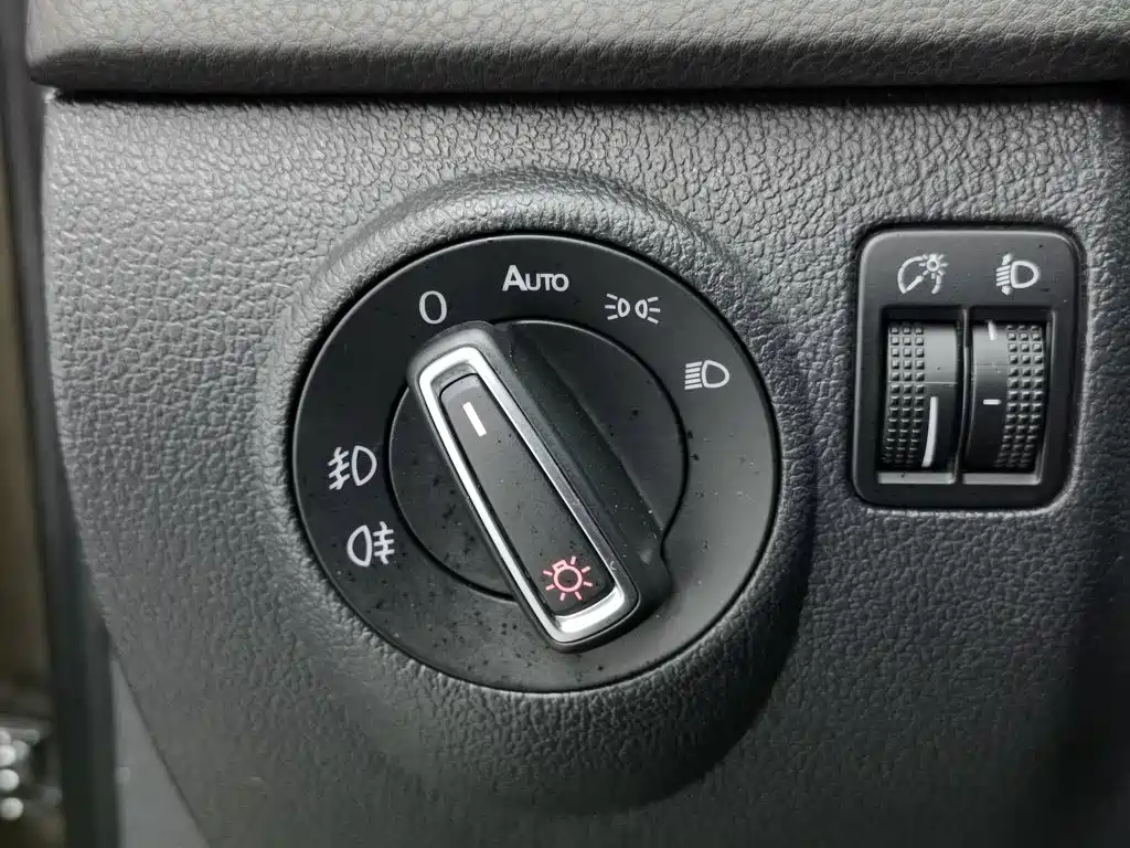 Volkswagen Tiguan 2016 — фото 21