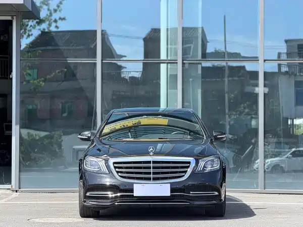 Mercedes-Benz S-Class 2020
