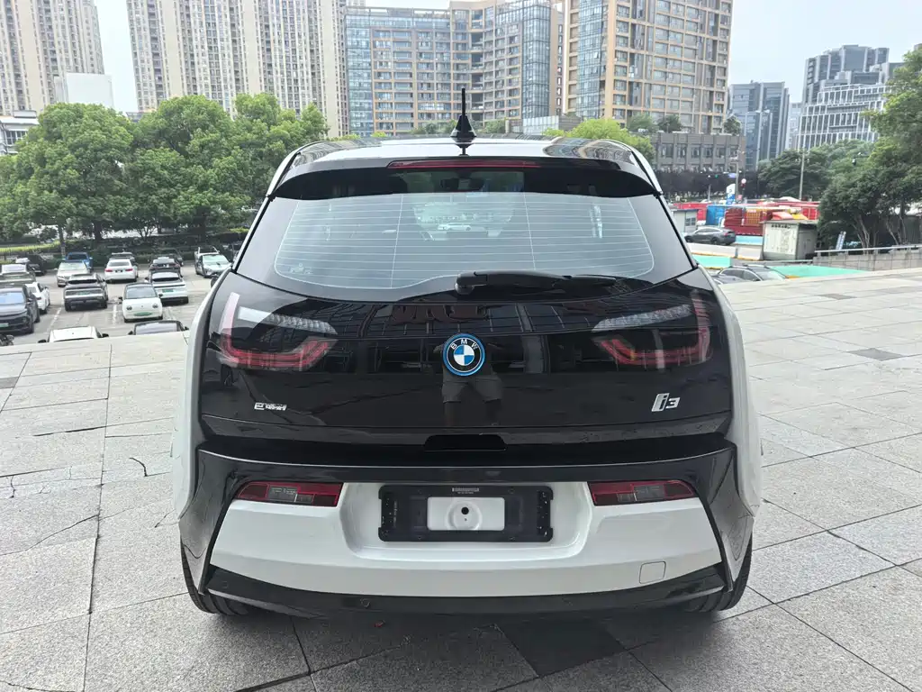 BMW i3 2016 — фото 9