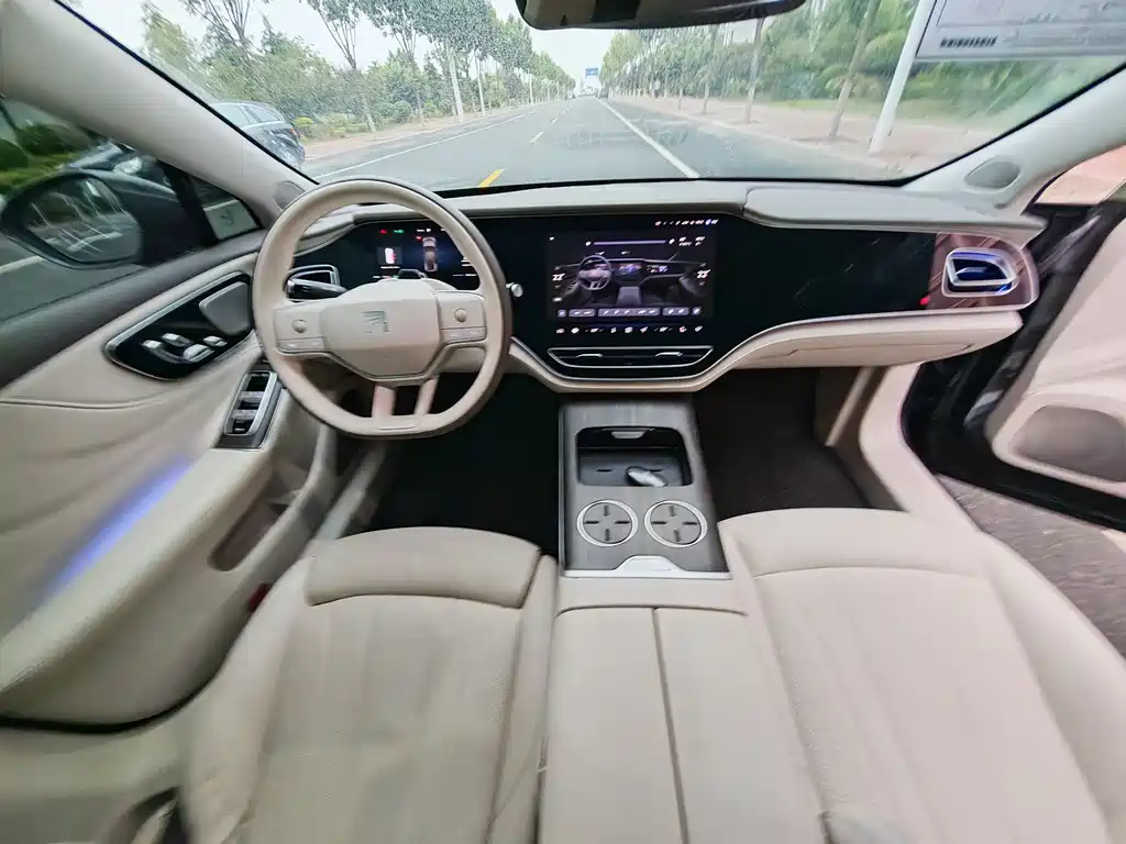 Roewe Feifan F7 2023 — фото 10