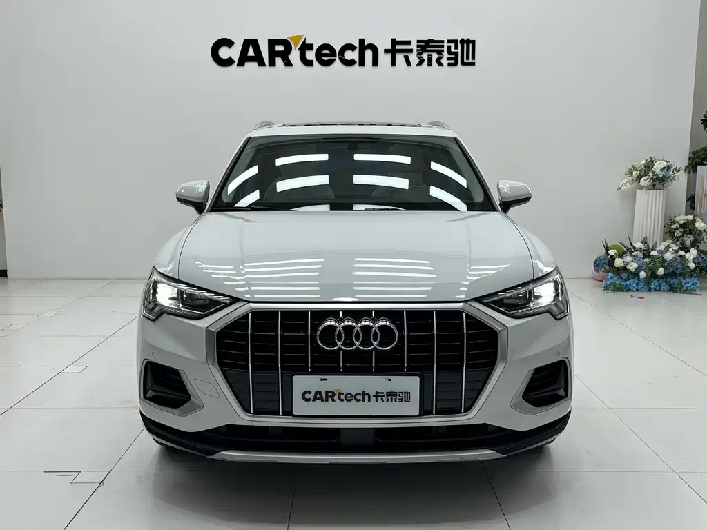 Audi Q3 2019 — фото 2